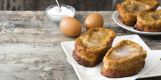 D’où vient la tradition de préparer du pain perdu à pâques ?