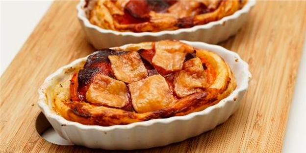 Tartelette  la tomate, au chorizo et au parmesan